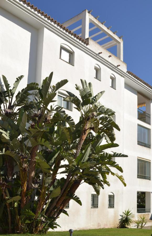 Luxury Garden Apartment - Walking Distance To The Sea Sitio de Calahonda Dış mekan fotoğraf